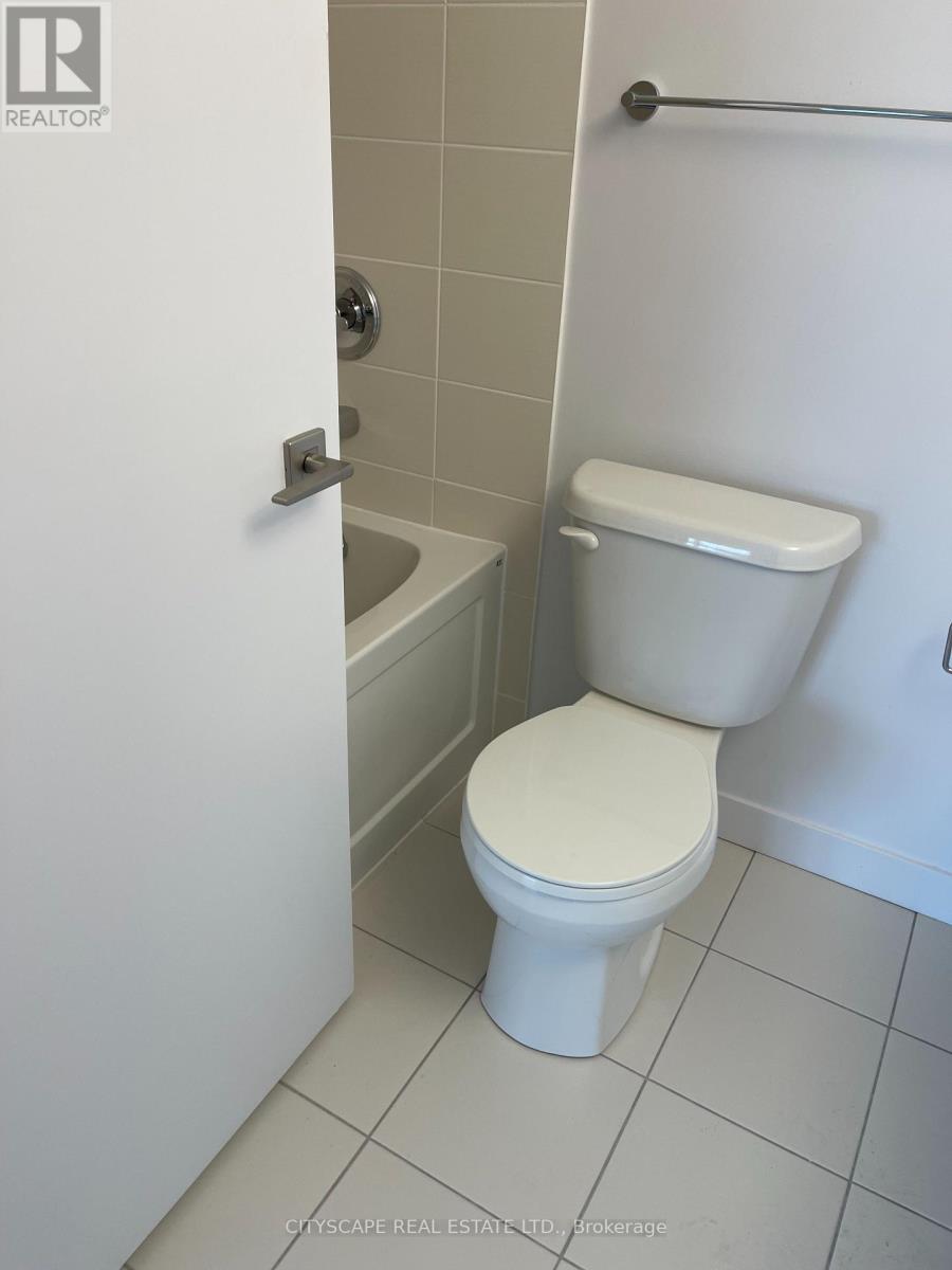 507 - 2433 Dufferin Street, Toronto, Ontario  M6E 3T3 - Photo 17 - W12689060