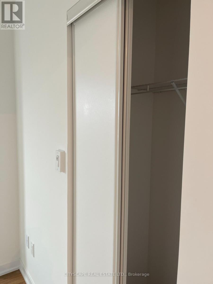 507 - 2433 Dufferin Street, Toronto, Ontario  M6E 3T3 - Photo 21 - W12689060