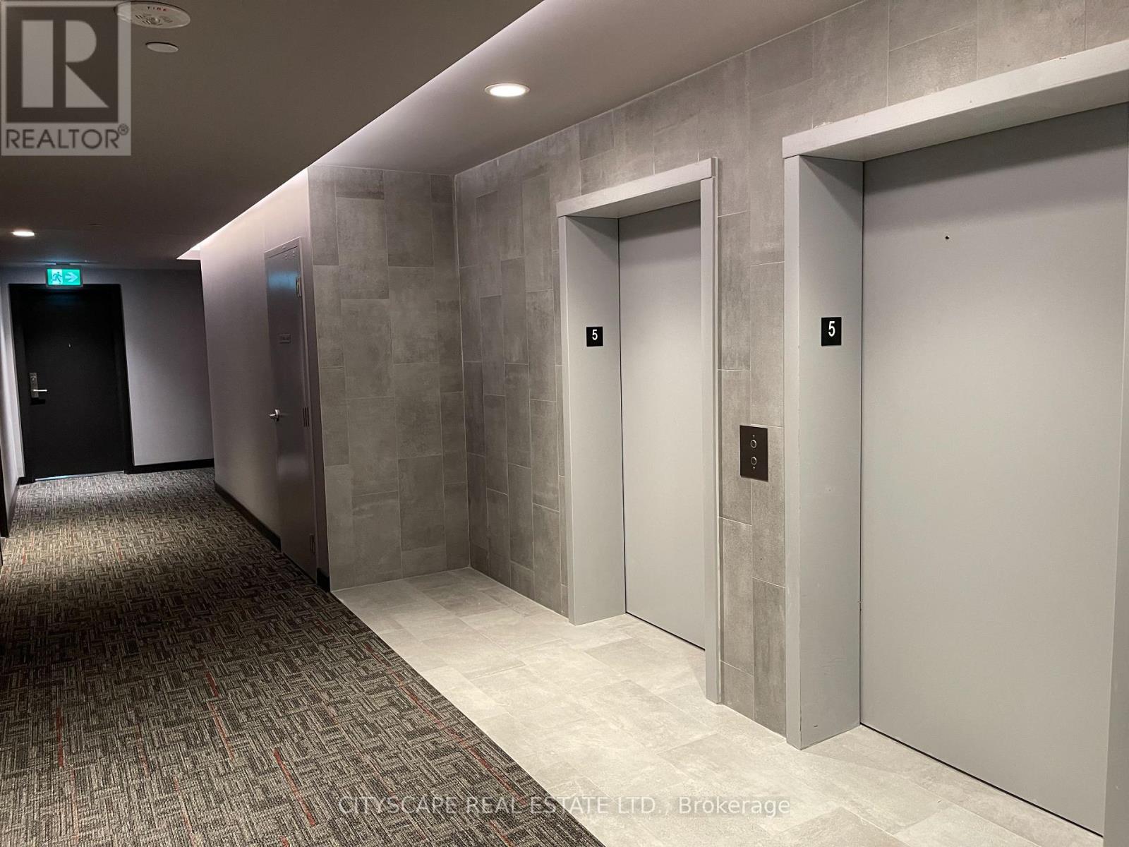 507 - 2433 Dufferin Street, Toronto, Ontario  M6E 3T3 - Photo 4 - W12689060