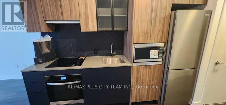 603 - 1037 The Queensway, Toronto, Ontario  M8Z 0H5 - Photo 5 - W12689106