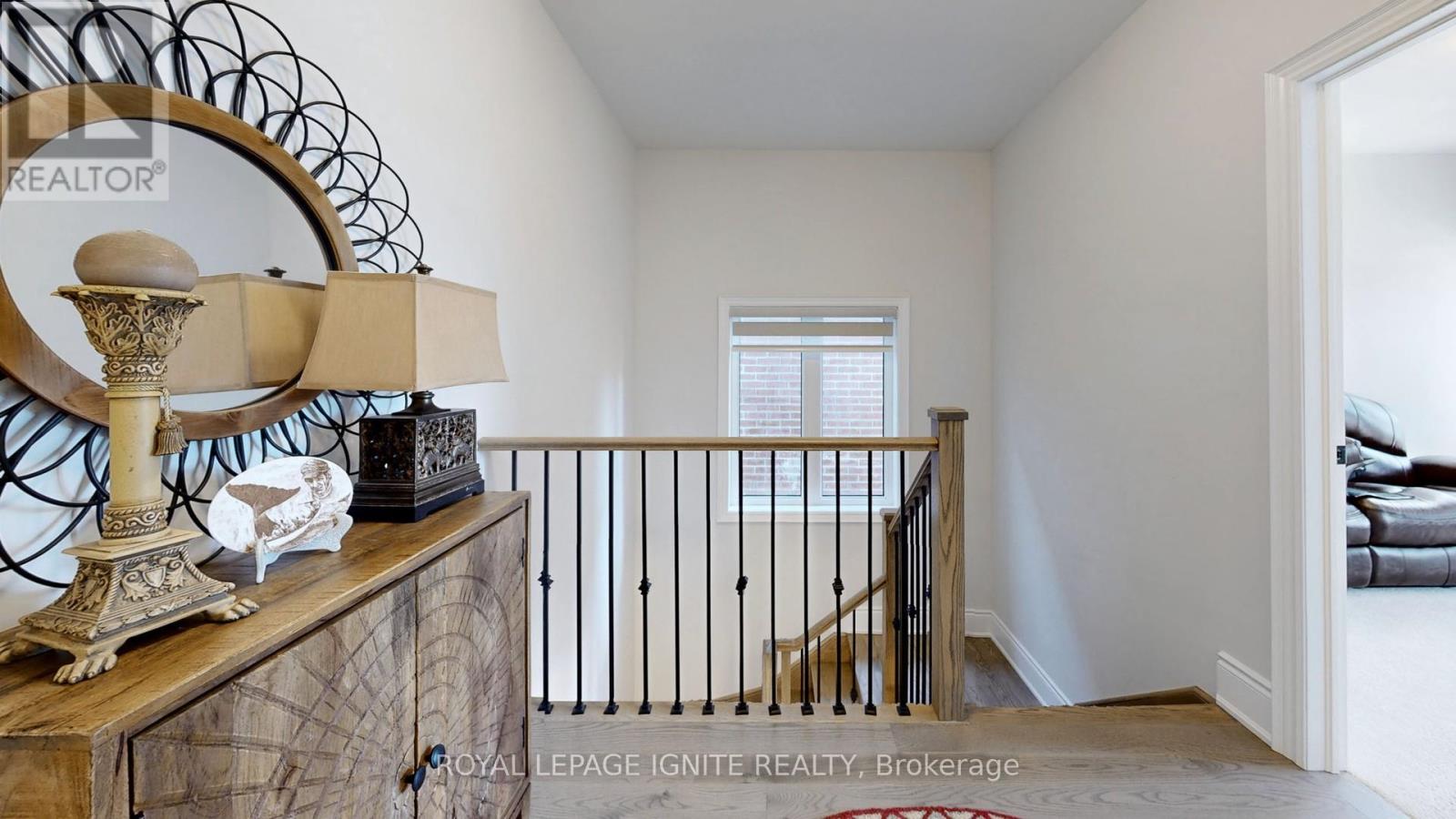 Main & Second Flr - 30 Duxbury Road, Brampton, Ontario  L6R 4E3 - Photo 13 - W12689132