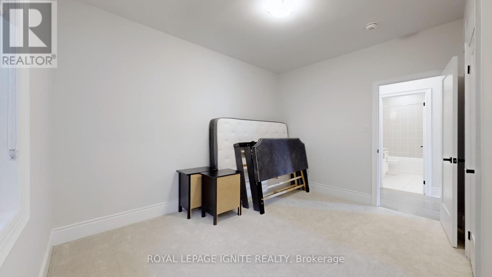 Main & Second Flr - 30 Duxbury Road, Brampton, Ontario  L6R 4E3 - Photo 16 - W12689132