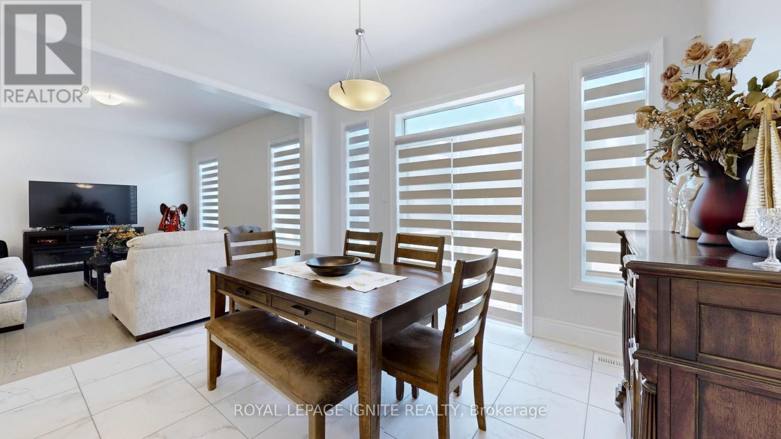 Main & Second Flr - 30 Duxbury Road, Brampton, Ontario  L6R 4E3 - Photo 7 - W12689132