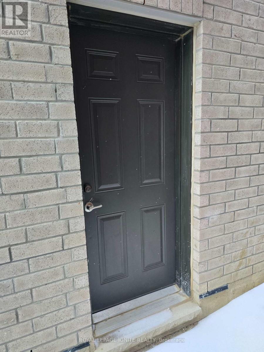 30 Duxbury Road, Brampton, Ontario  L6R 4E3 - Photo 23 - W12689146