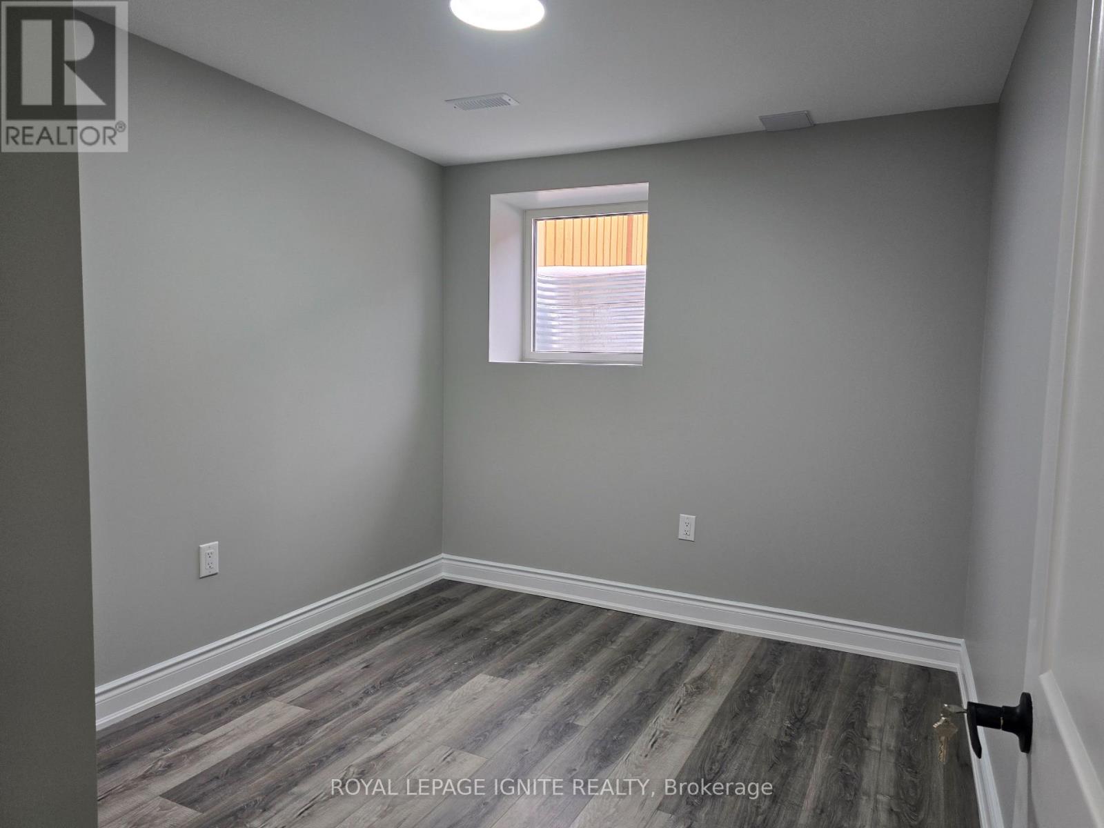 30 Duxbury Road, Brampton, Ontario  L6R 4E3 - Photo 27 - W12689146