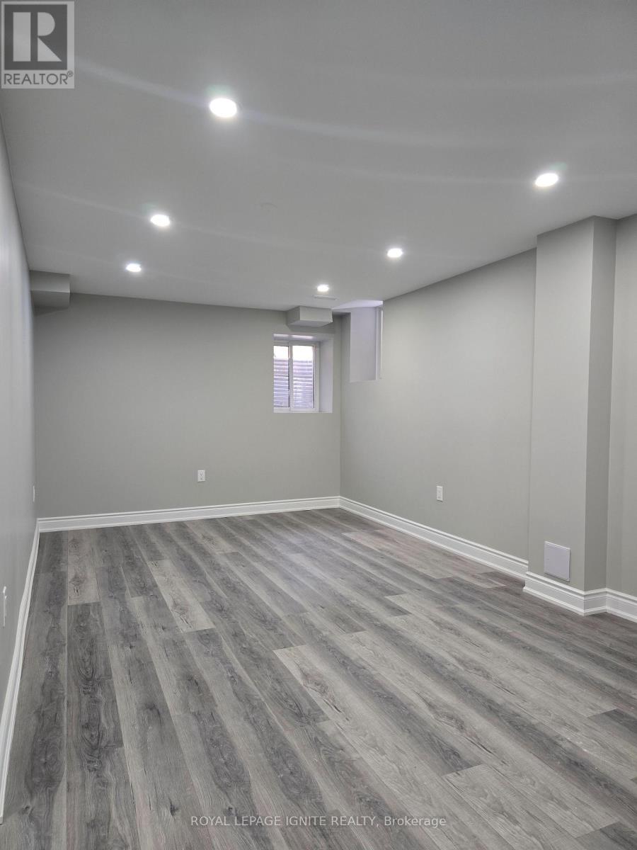 30 Duxbury Road, Brampton, Ontario  L6R 4E3 - Photo 30 - W12689146