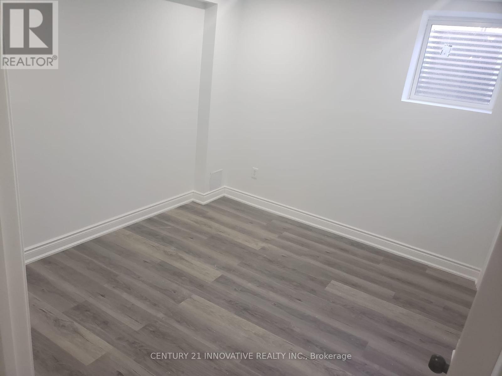 700 Megson Terrace, Milton, Ontario  L9T 7H3 - Photo 5 - W12689148