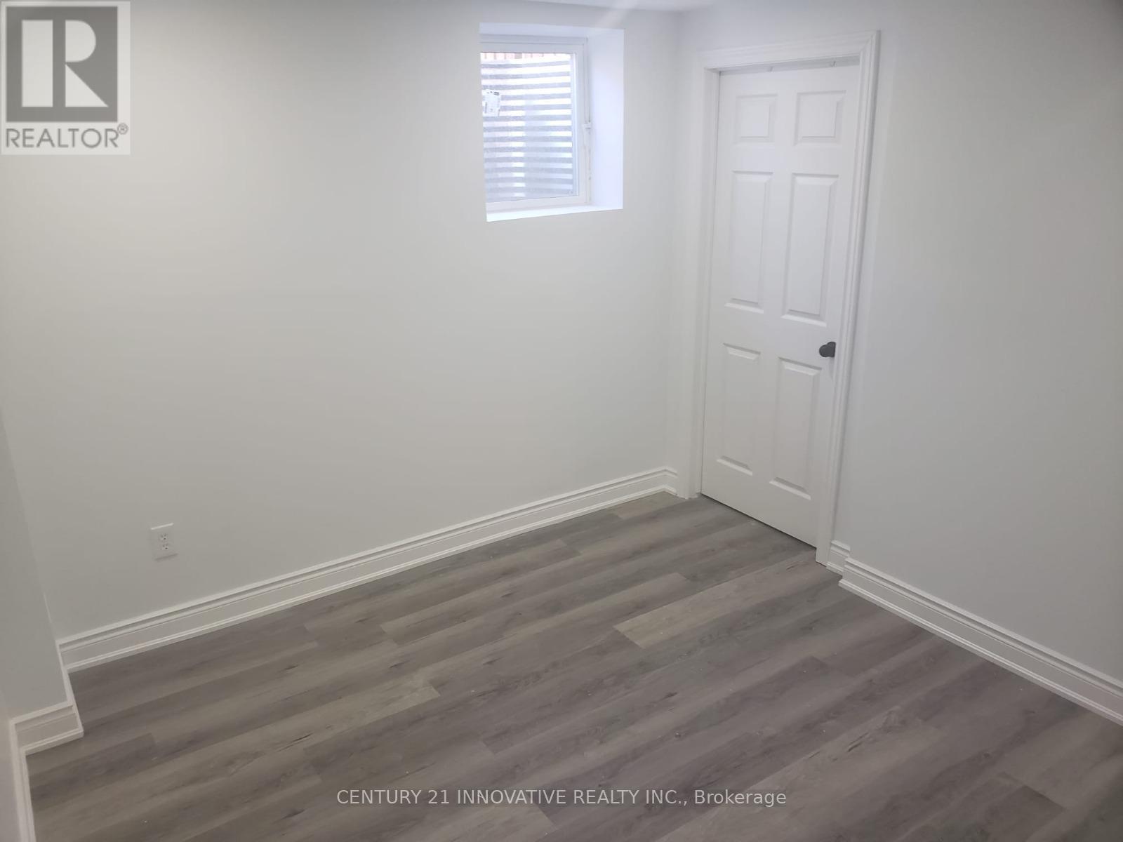 700 Megson Terrace, Milton, Ontario  L9T 7H3 - Photo 6 - W12689148