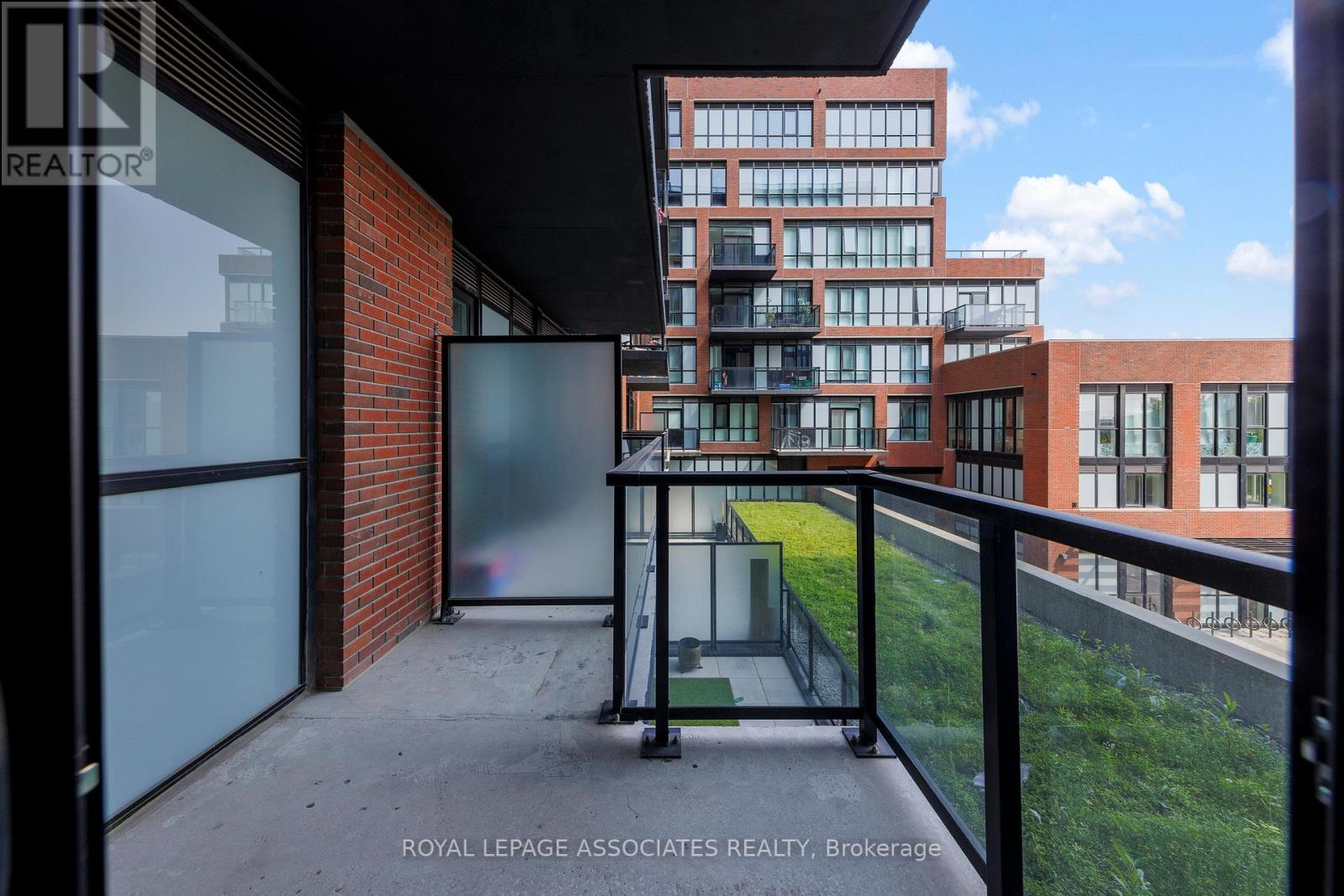 314 - 2300 St Clair Avenue, Toronto, Ontario  M6N 1K8 - Photo 15 - W12689206