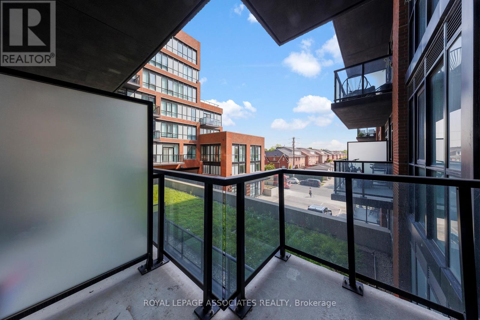 314 - 2300 St Clair Avenue, Toronto, Ontario  M6N 1K8 - Photo 16 - W12689206