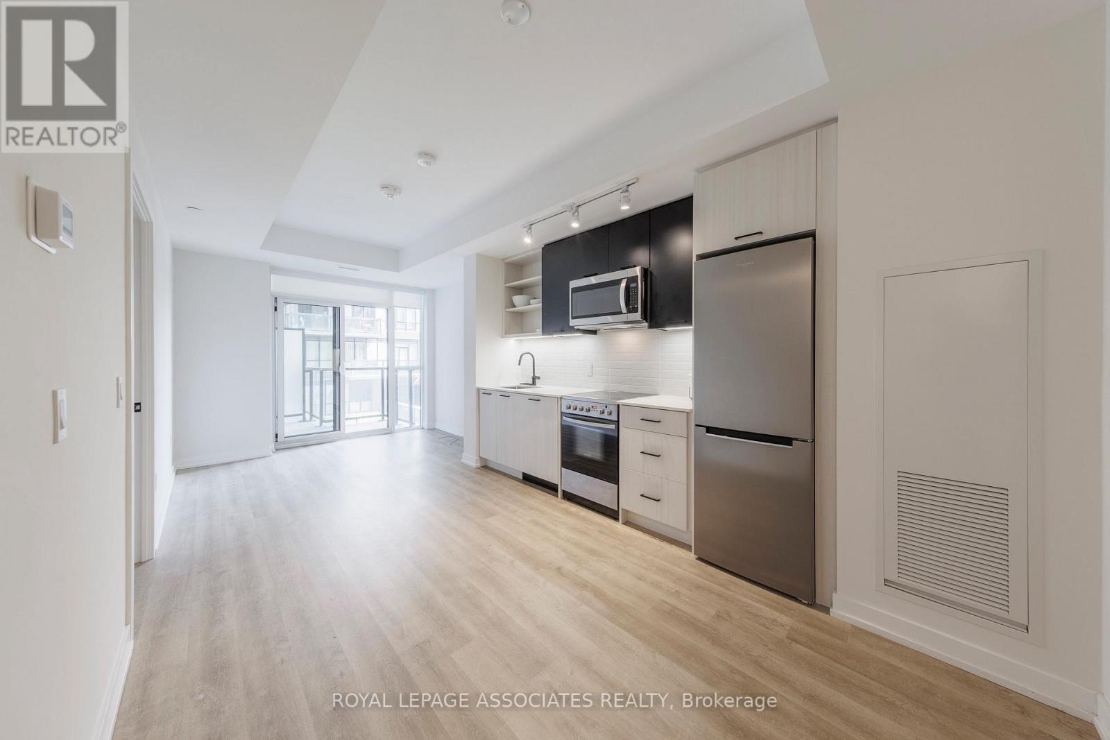 314 - 2300 St Clair Avenue, Toronto, Ontario  M6N 1K8 - Photo 8 - W12689206