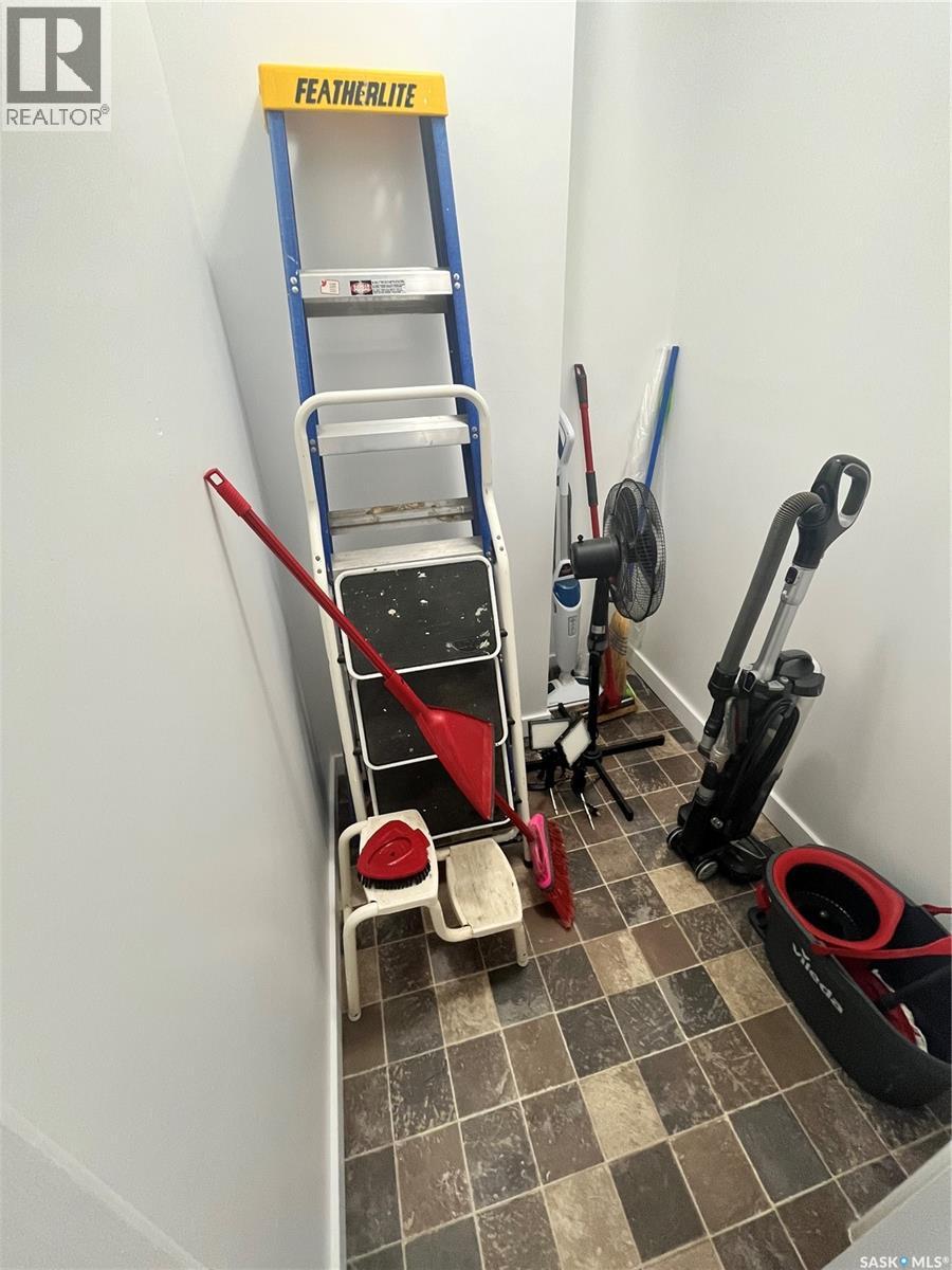 15 2157 Rae Street, Regina, Saskatchewan  S4T 2E8 - Photo 17 - SK026682