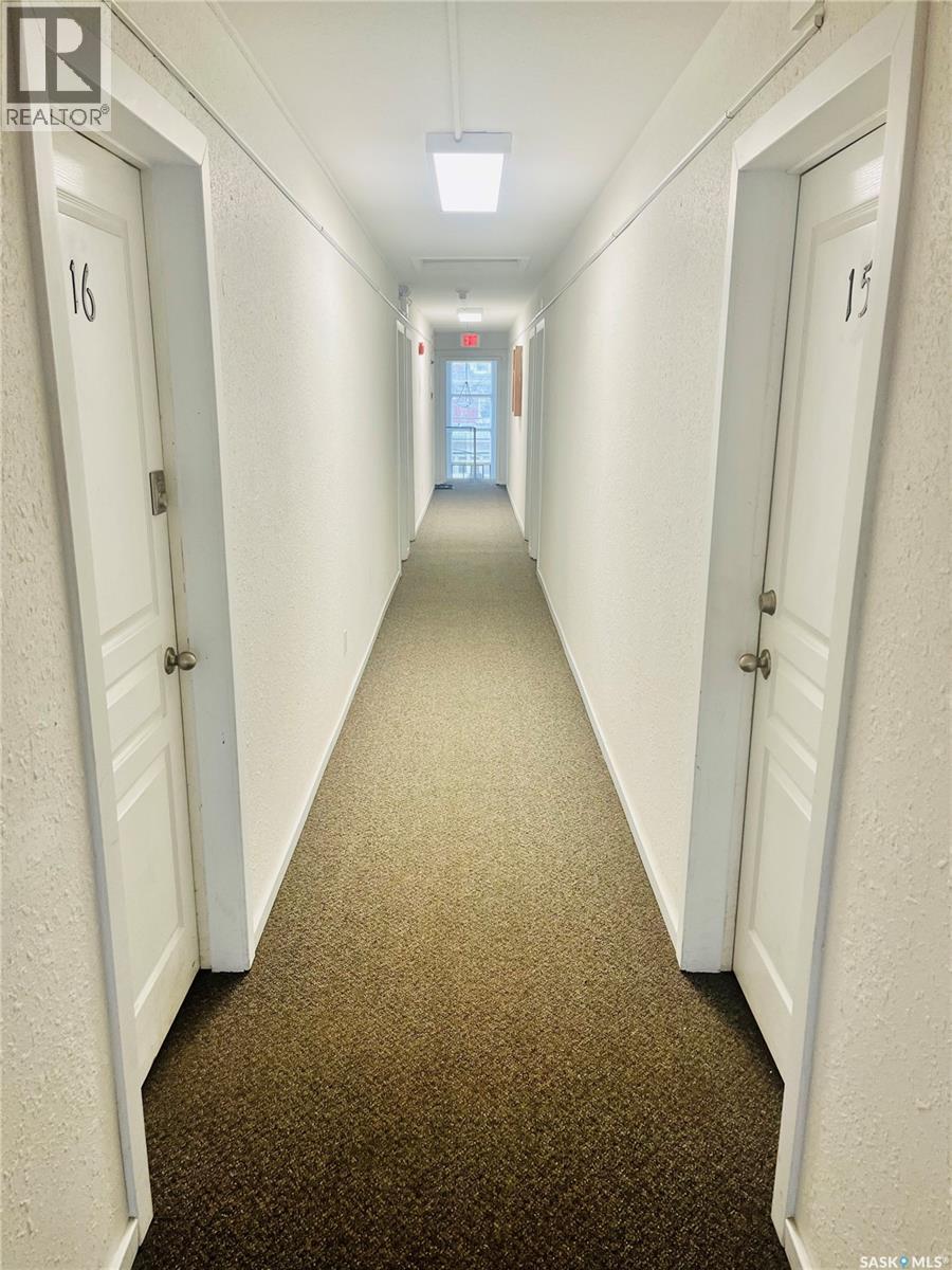 15 2157 Rae Street, Regina, Saskatchewan  S4T 2E8 - Photo 2 - SK026682