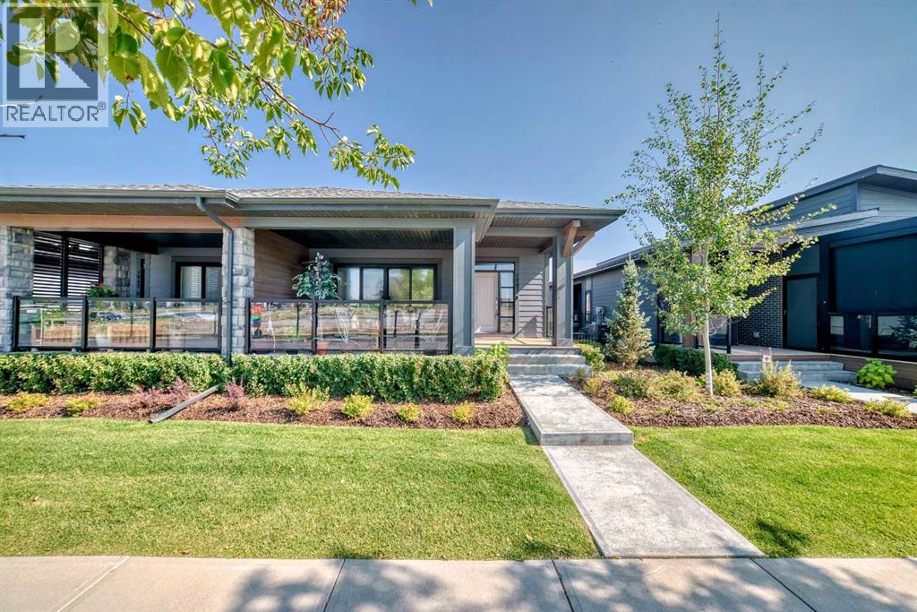 1941 Mahogany Boulevard Se, Calgary, Alberta  T3M 3P4 - Photo 1 - A2256894