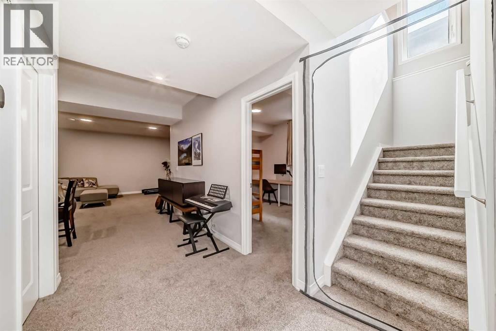 1941 Mahogany Boulevard Se, Calgary, Alberta  T3M 3P4 - Photo 36 - A2256894