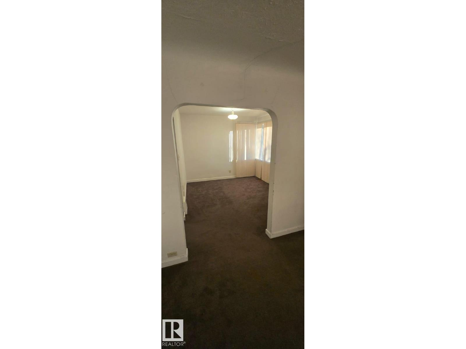 11234 71 Av Nw Nw, Edmonton, Alberta  T6G 0A6 - Photo 2 - E4469806