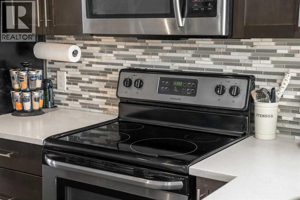 51 Redstone Circle Ne, Calgary, Alberta  T3N 0M8 - Photo 6 - A2270940