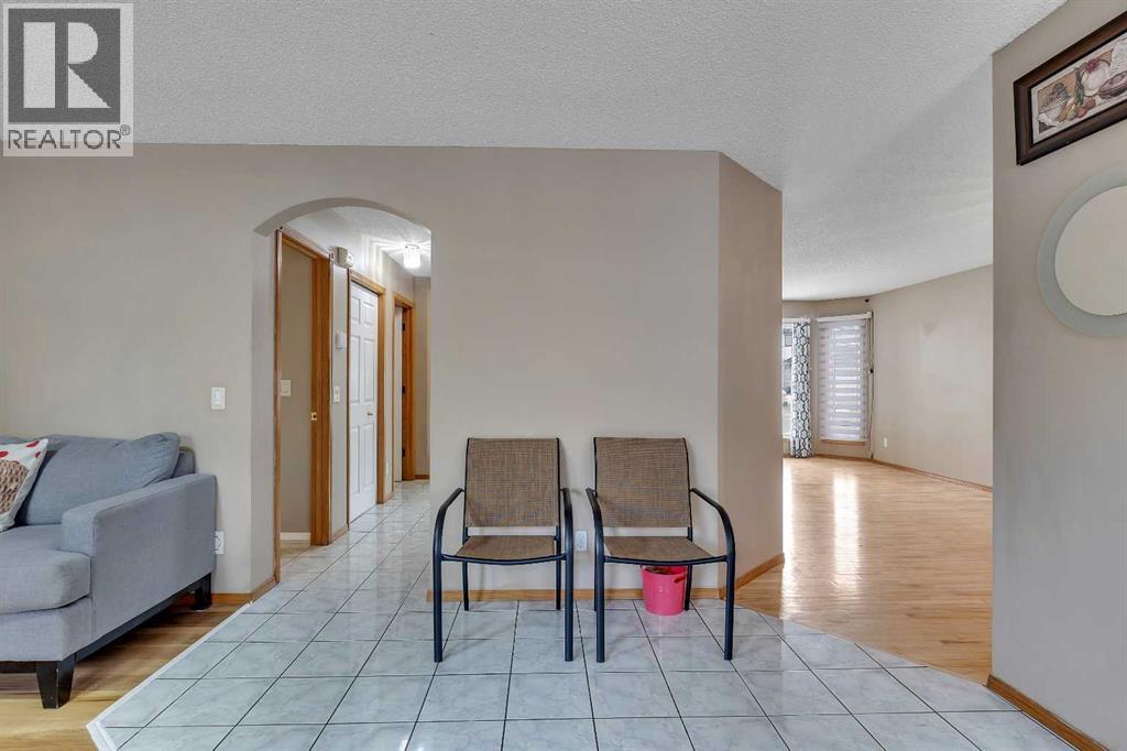 710 Coral Springs Boulevard Ne, Calgary, Alberta  T3J 3T3 - Photo 17 - A2278006