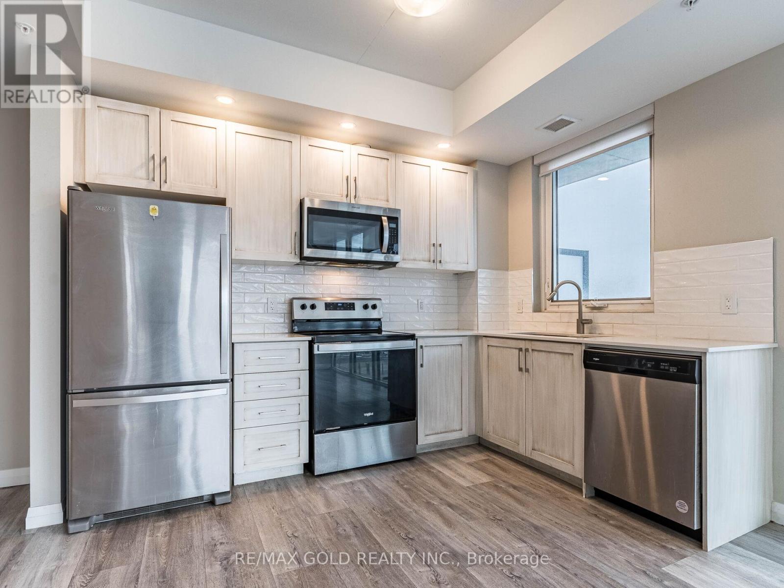 1011 - 108 Garment Street, Kitchener, Ontario  N2G 0E2 - Photo 14 - X12689082