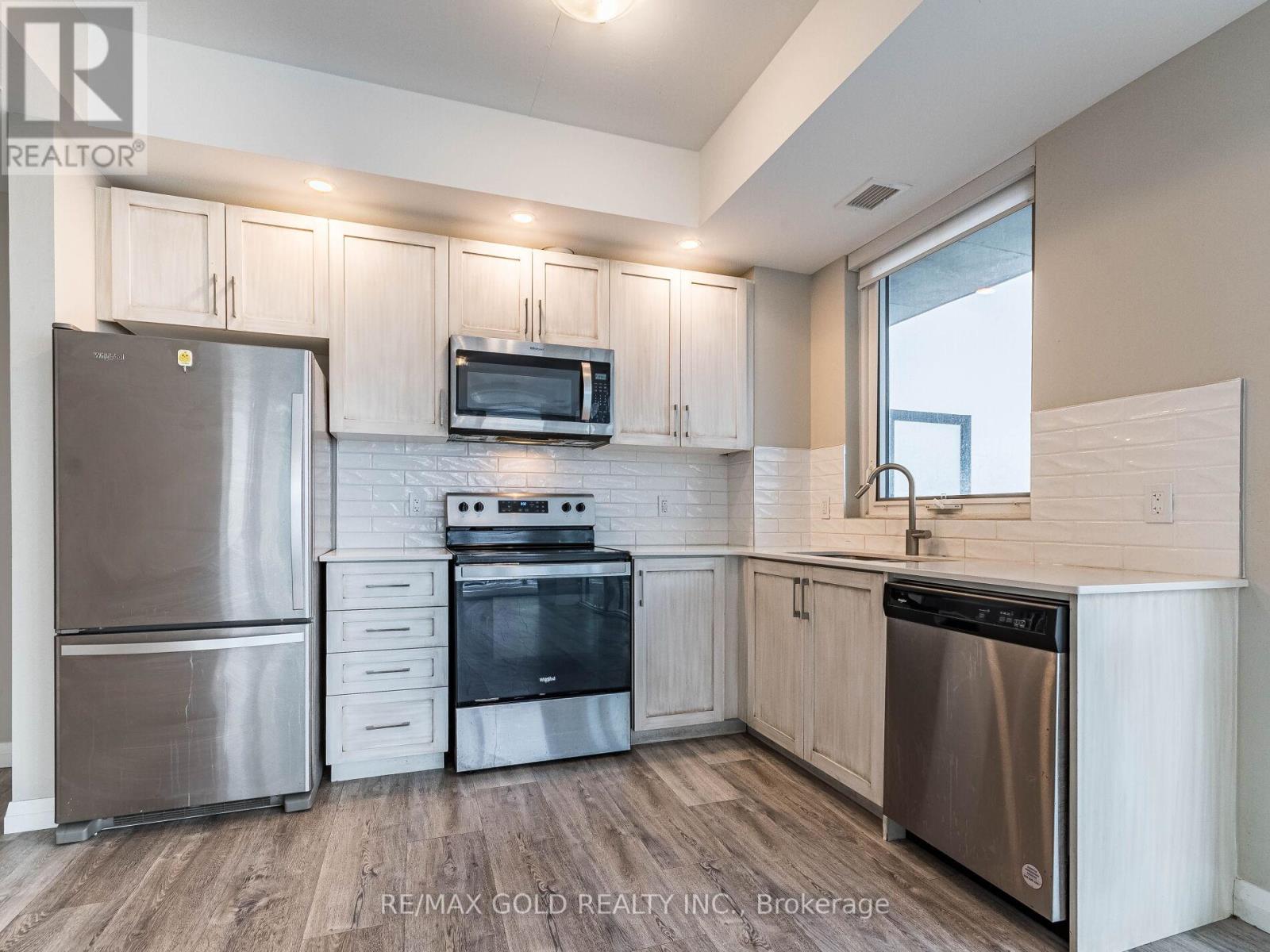 1011 - 108 Garment Street, Kitchener, Ontario  N2G 0E2 - Photo 16 - X12689082