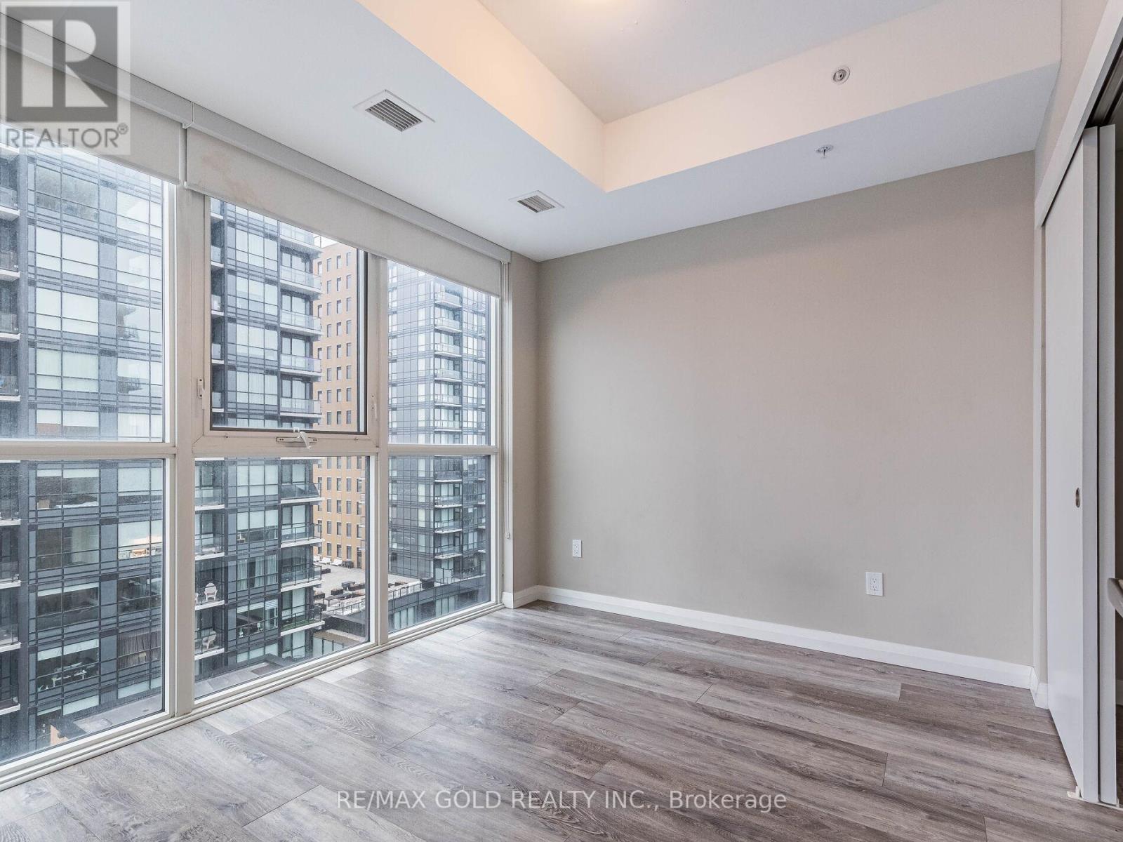 1011 - 108 Garment Street, Kitchener, Ontario  N2G 0E2 - Photo 17 - X12689082