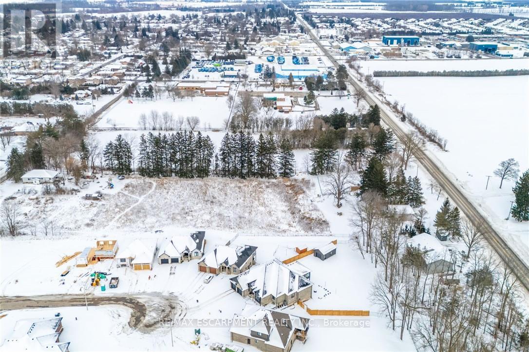 211 Thompson Road W, Norfolk, Ontario  N0E 1Y0 - Photo 19 - X12689110