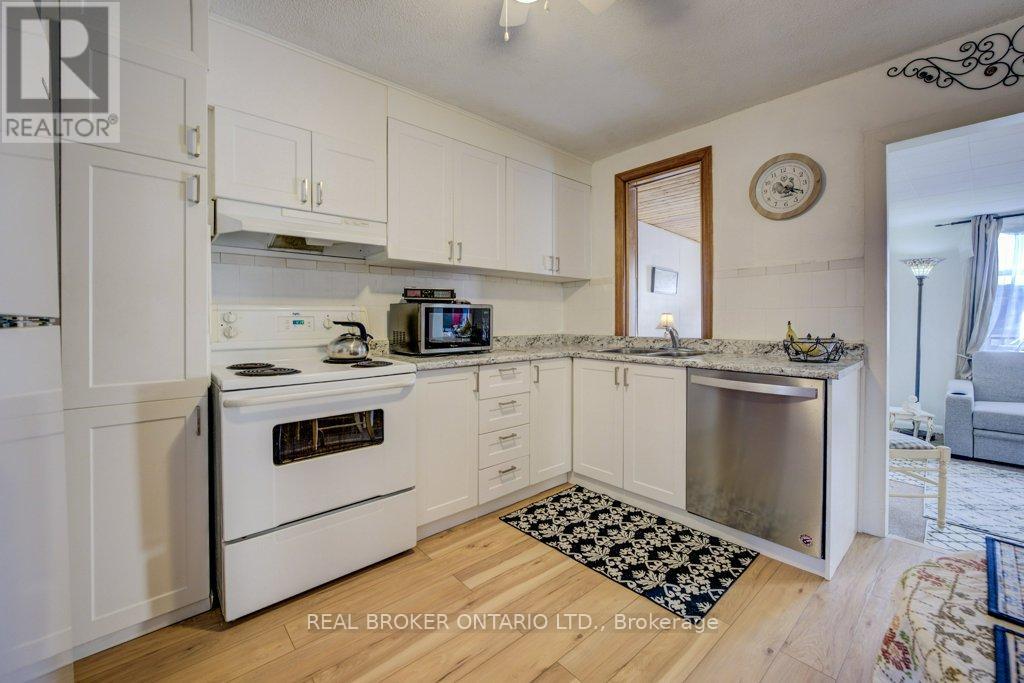 458 Upper Wentworth Street, Hamilton, Ontario  L9A 4T7 - Photo 15 - X12689164