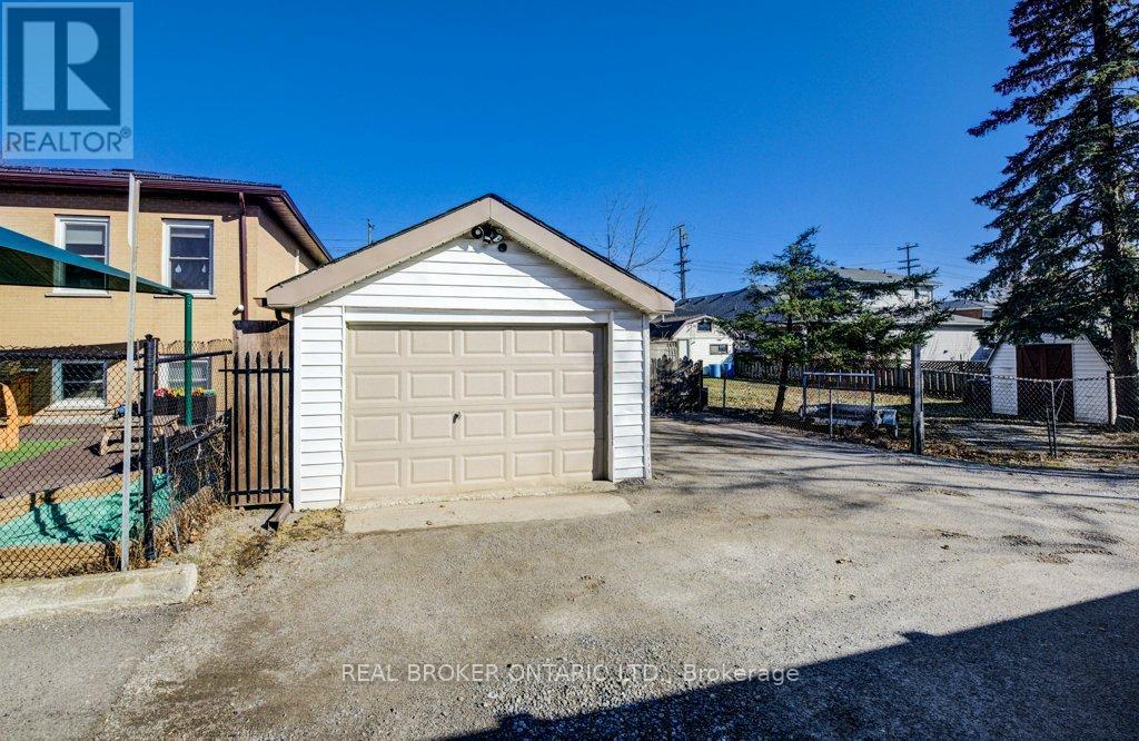 458 Upper Wentworth Street, Hamilton, Ontario  L9A 4T7 - Photo 39 - X12689164