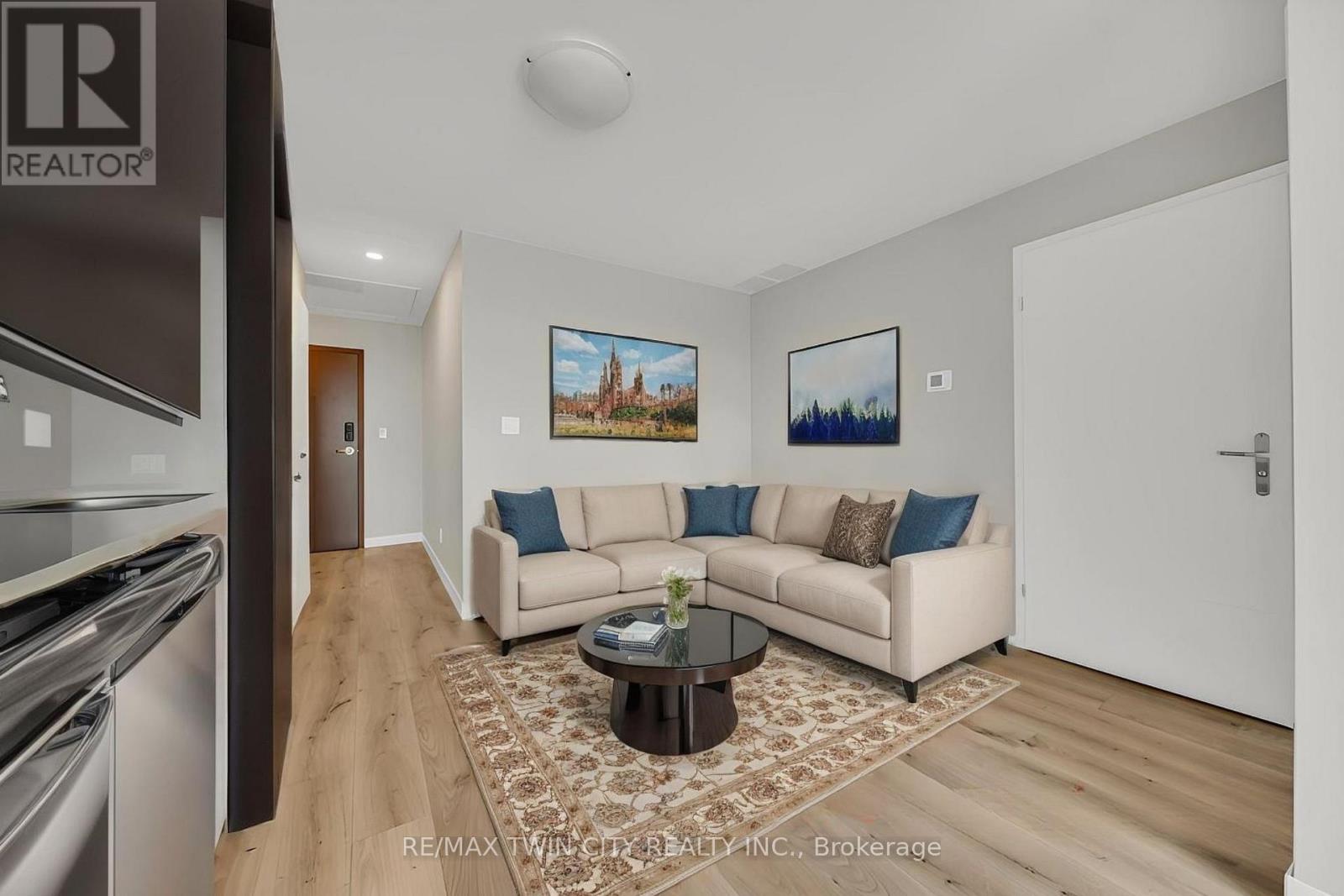 2404 - 60 Frederick Street, Kitchener, Ontario  N2H 0C7 - Photo 10 - X12689172