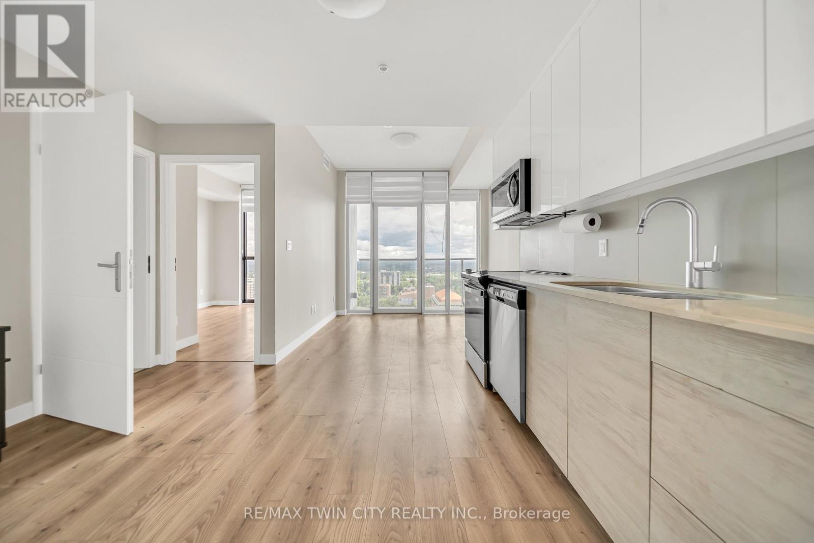 2404 - 60 Frederick Street, Kitchener, Ontario  N2H 0C7 - Photo 12 - X12689172