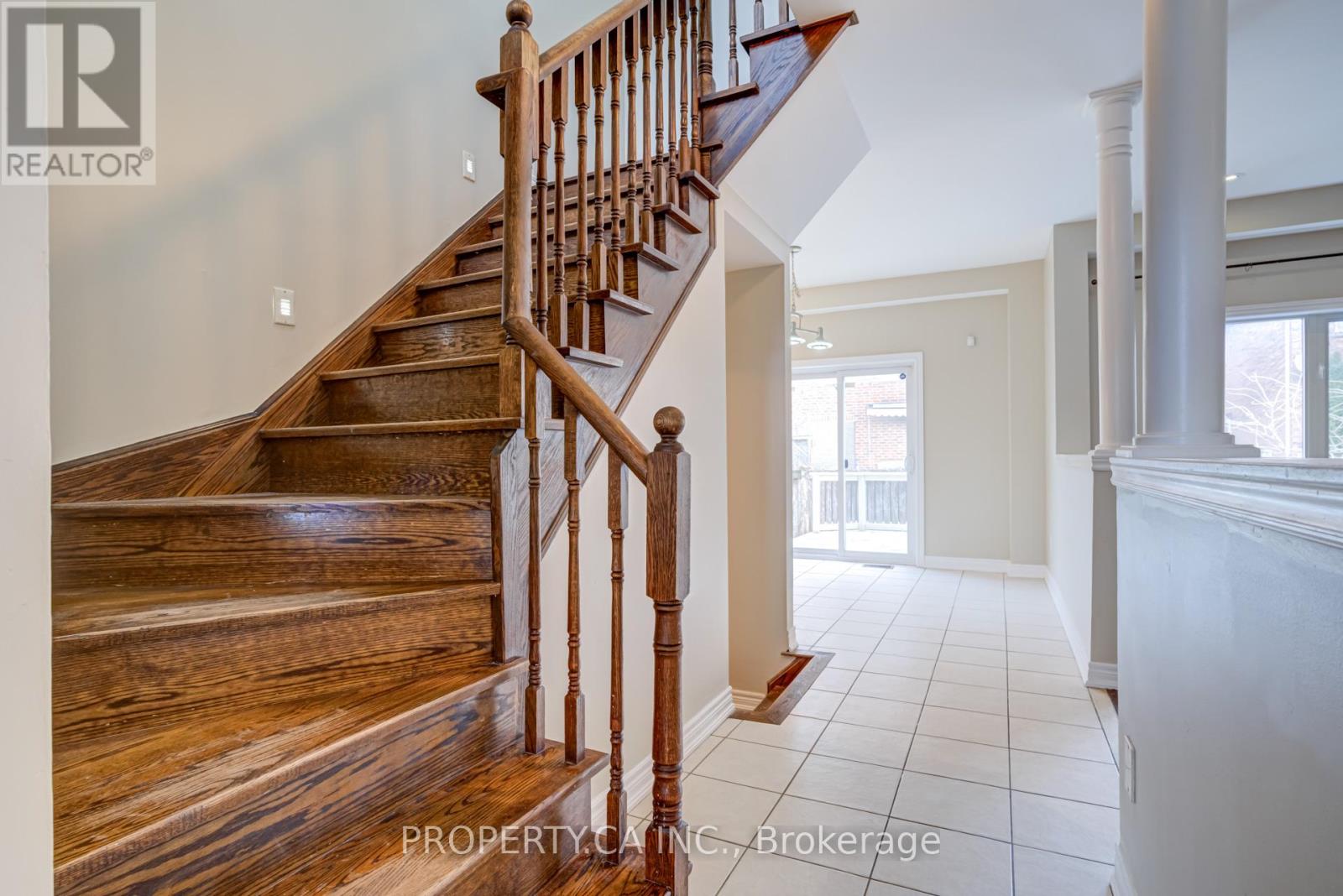 23 Panorama Way, Hamilton, Ontario  L8E 6C6 - Photo 10 - X12689210