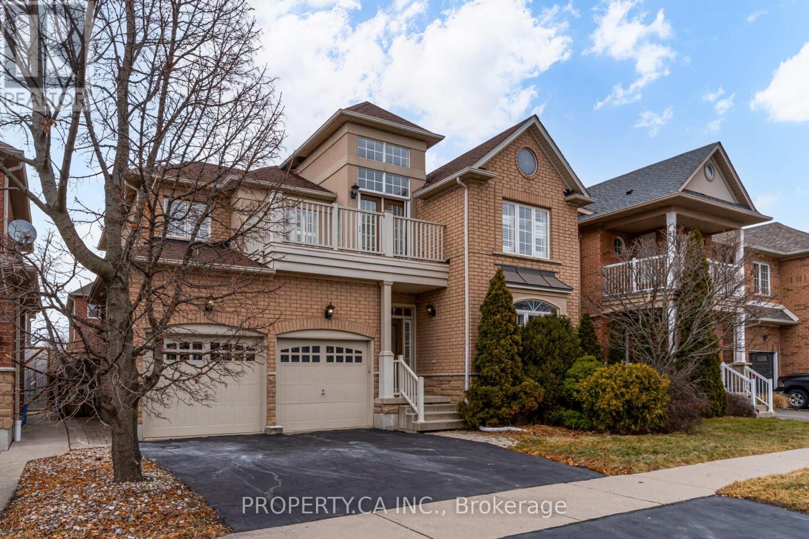 23 Panorama Way, Hamilton, Ontario  L8E 6C6 - Photo 2 - X12689210