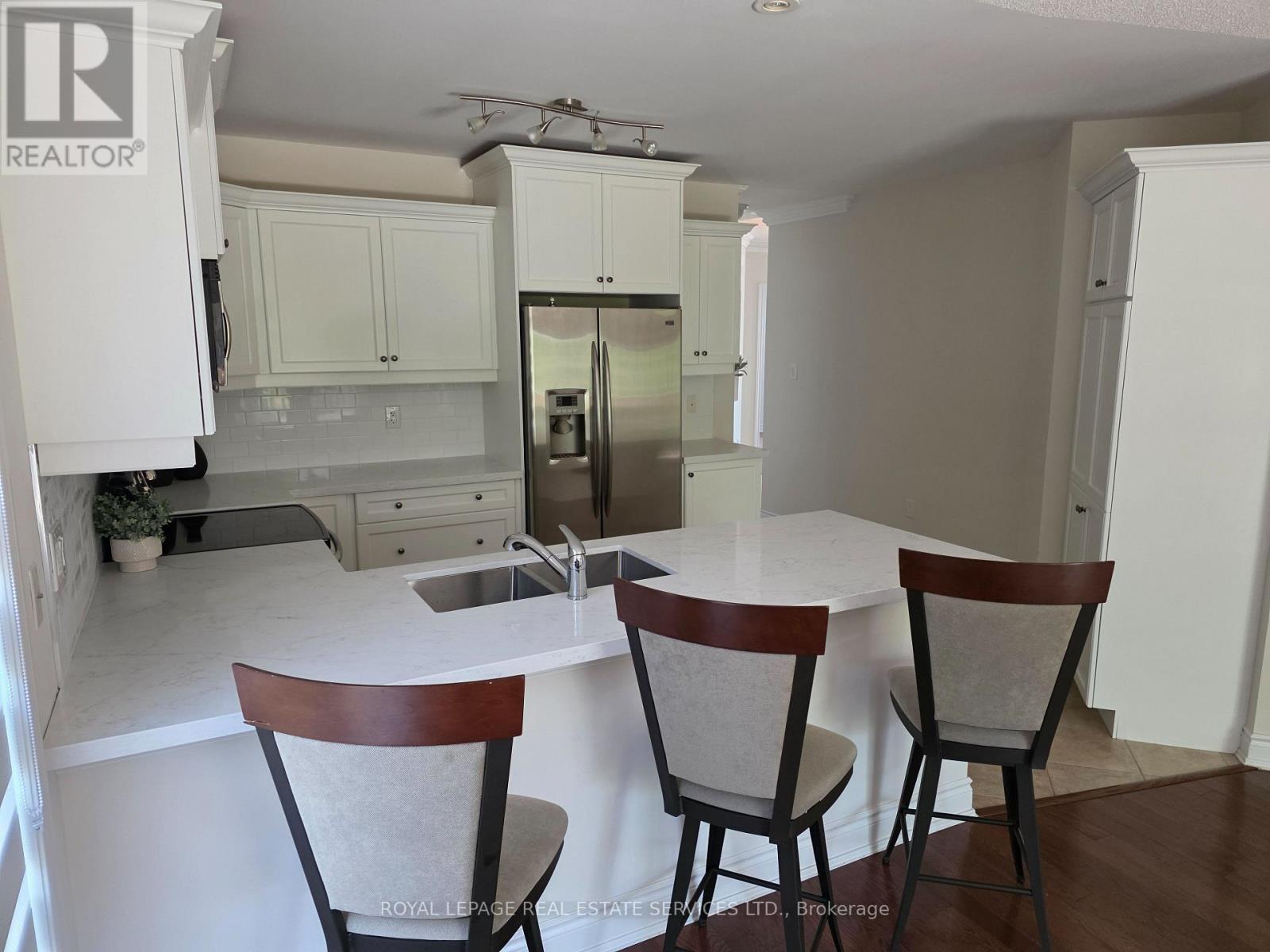 23 - 62 Renaissance Point, New Tecumseth, Ontario  L9R 2H7 - Photo 4 - N12689204