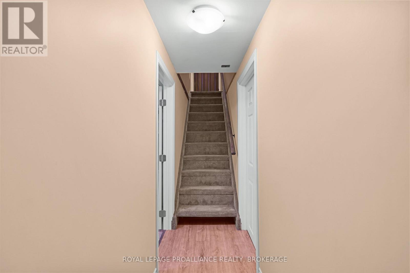 283 Camden Road, Greater Napanee, Ontario  K7R 1E7 - Photo 31 - X12689230