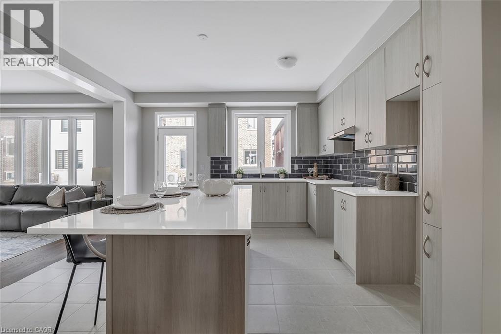 1361 Whitlock Avenue, Milton, Ontario  L9T 7E9 - Photo 11 - 40795562