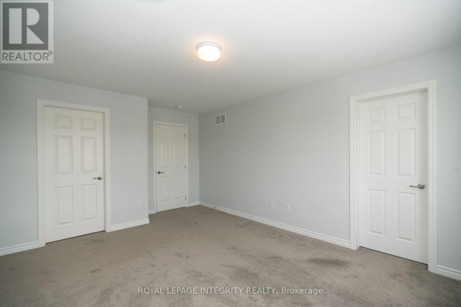 754 Derreen Avenue, Ottawa, Ontario K2S 2Y9 - Photo 10 - X12689274