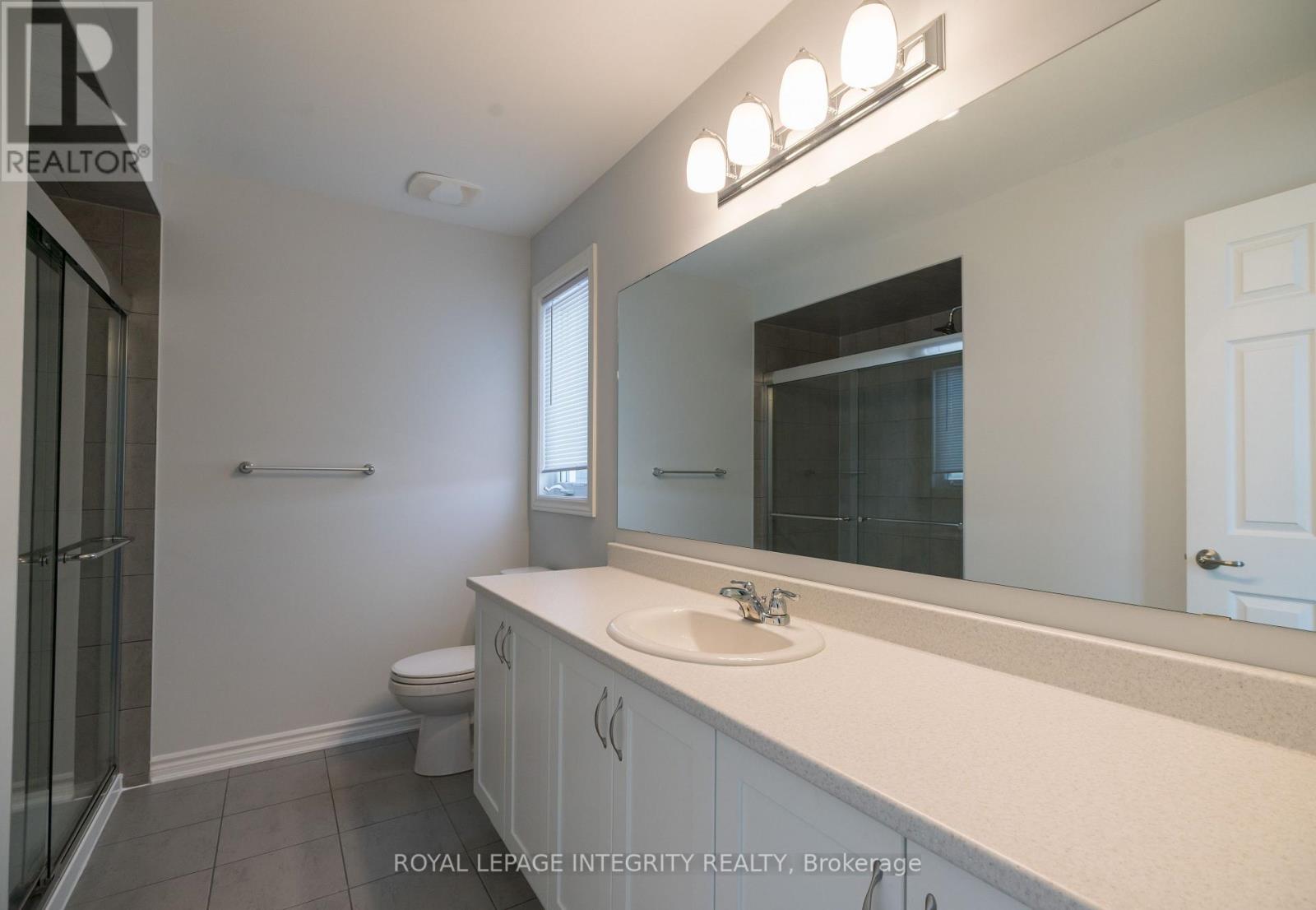 754 Derreen Avenue, Ottawa, Ontario K2S 2Y9 - Photo 13 - X12689274