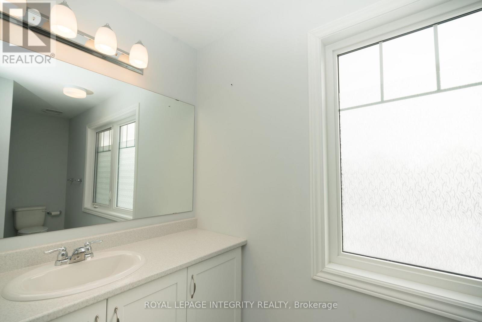 754 Derreen Avenue, Ottawa, Ontario K2S 2Y9 - Photo 20 - X12689274