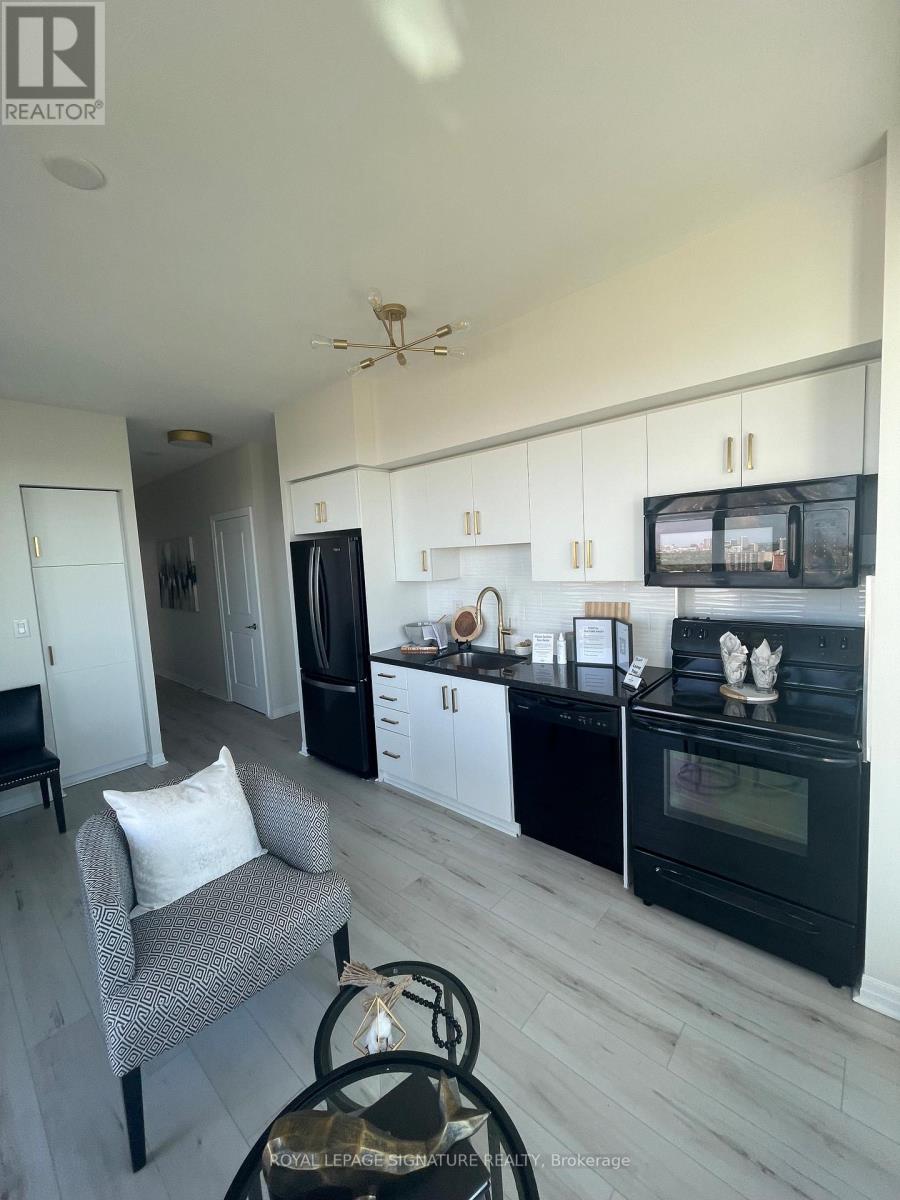 2505 - 30 Herons Hill Way, Toronto, Ontario  M2J 0A7 - Photo 12 - C12684106