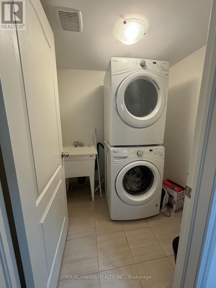 38 Filly Path, Oshawa, Ontario  L1L 0K9 - Photo 8 - E12637896