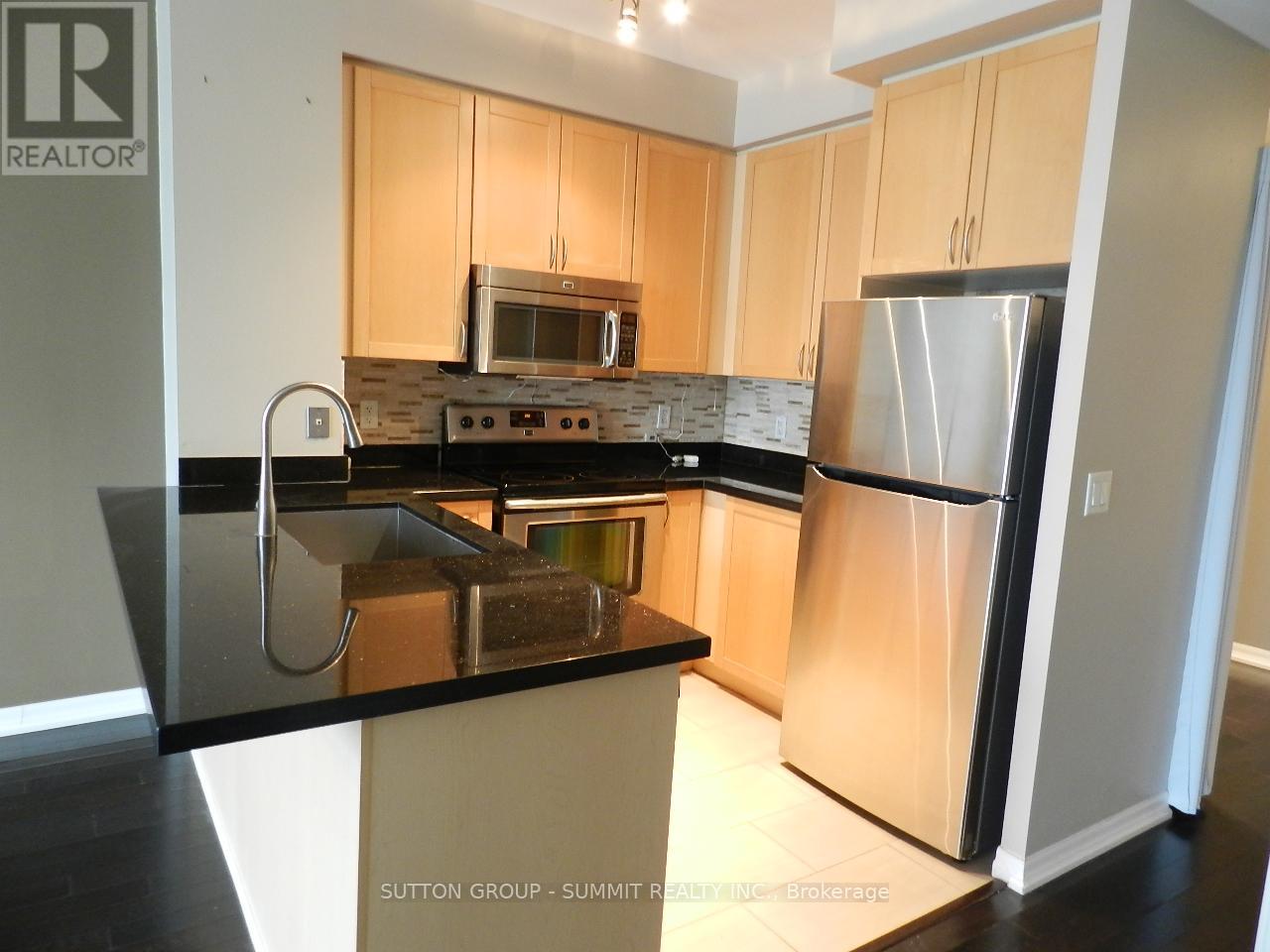 2110 - 3939 Duke Of York Boulevard, Mississauga, Ontario  L5B 4N2 - Photo 14 - W12675978