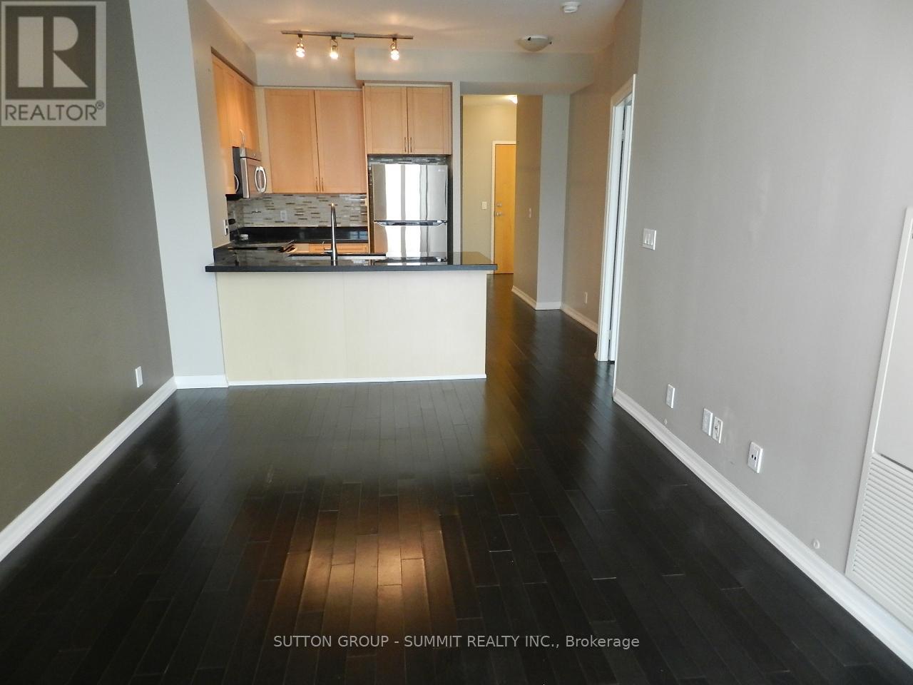 2110 - 3939 Duke Of York Boulevard, Mississauga, Ontario  L5B 4N2 - Photo 13 - W12676004