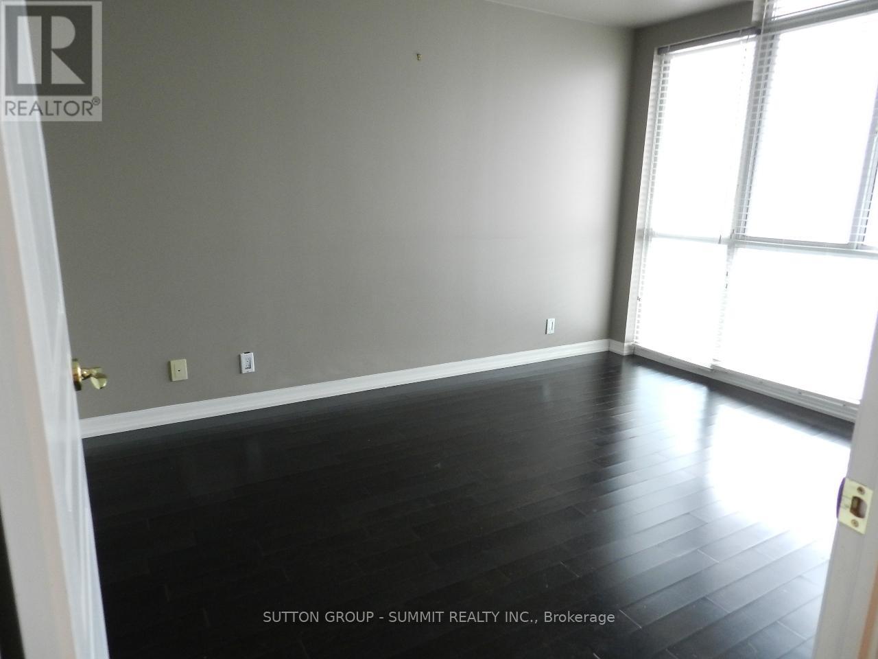 2110 - 3939 Duke Of York Boulevard, Mississauga, Ontario  L5B 4N2 - Photo 10 - W12675978