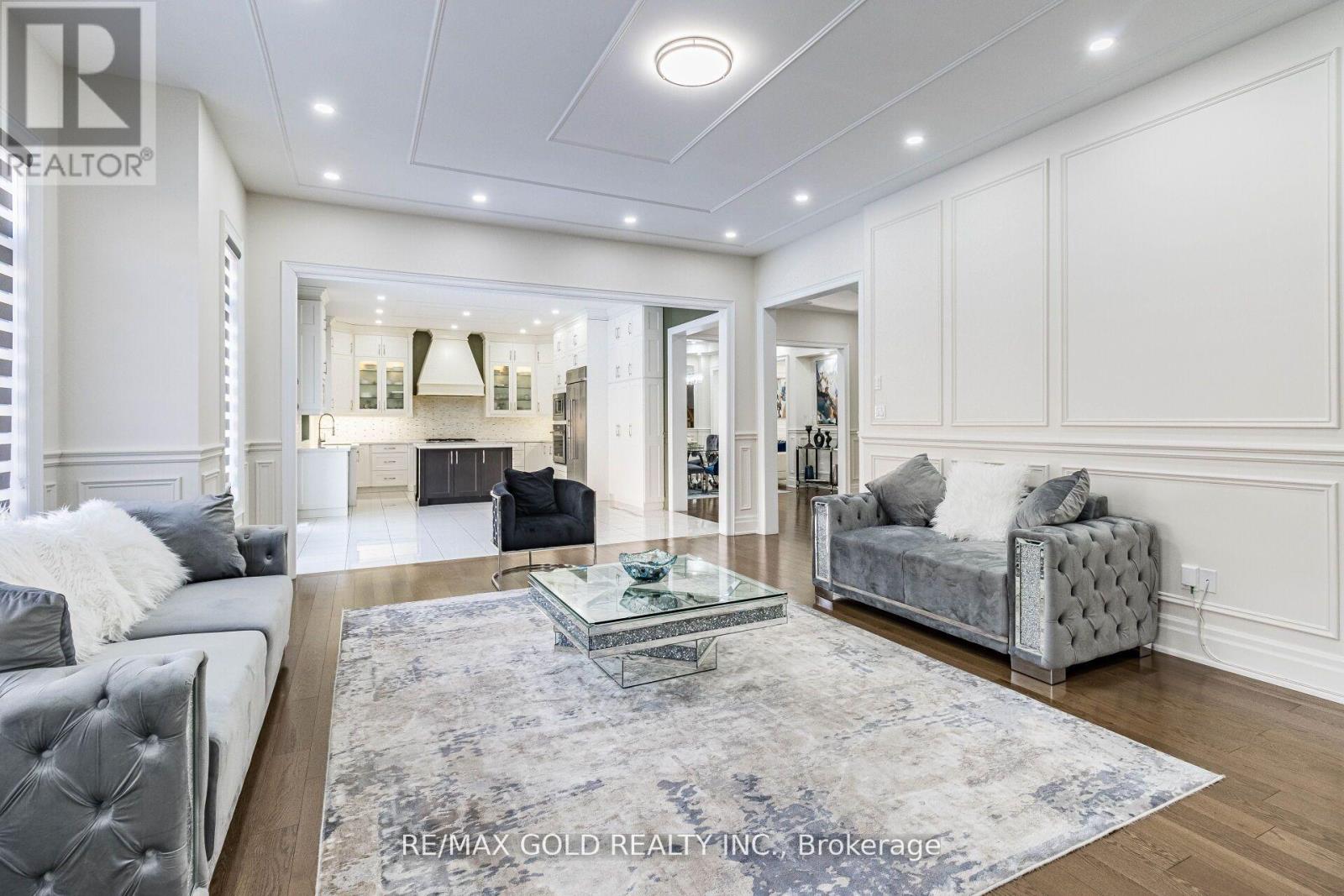 28 Cloverhaven Road, Brampton, Ontario  L6P 4E4 - Photo 24 - W12688788