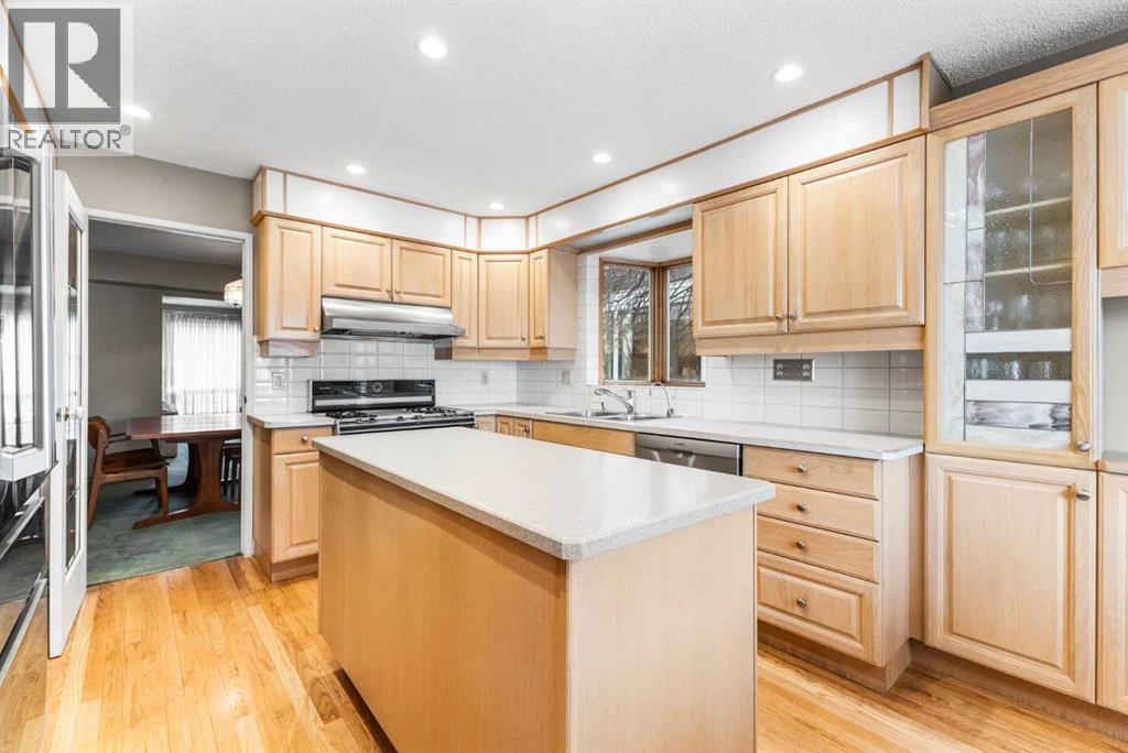 7008 Kenosee Place Sw, Calgary, Alberta  T2V 2L5 - Photo 11 - A2278651