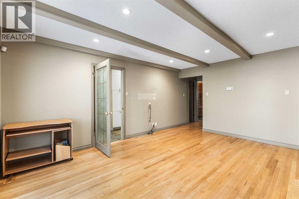 7008 Kenosee Place Sw, Calgary, Alberta  T2V 2L5 - Photo 18 - A2278651