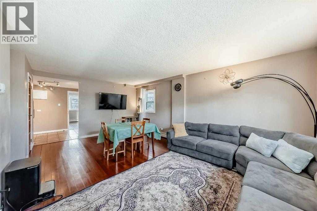 1, 3511 15 Street Sw, Calgary, Alberta  T2T 4A4 - Photo 2 - A2274549