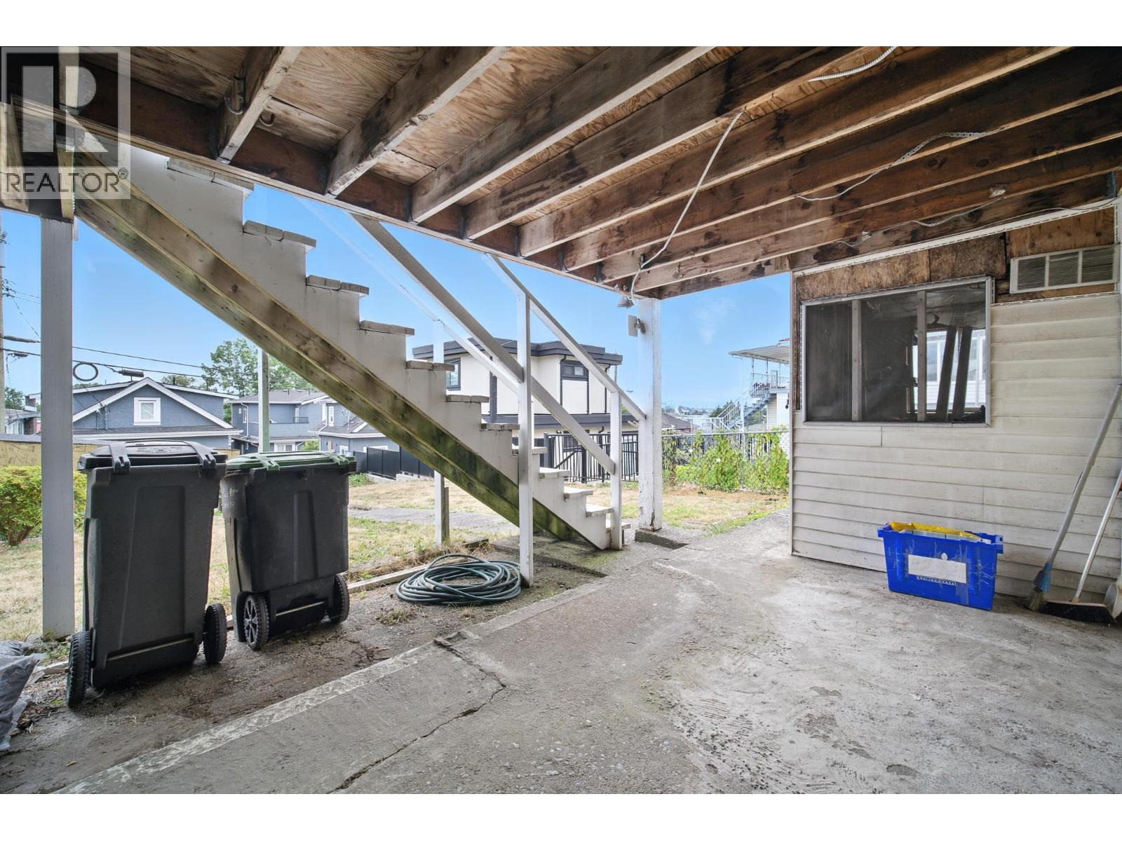 966 E 64th Avenue, Vancouver, British Columbia  V5X 2N4 - Photo 31 - R3078511