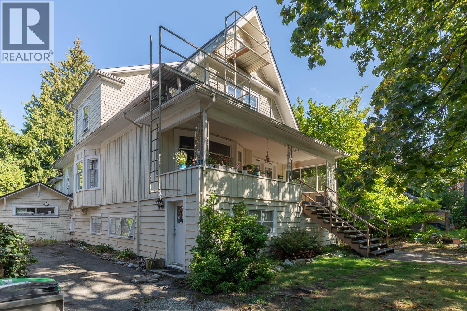 2483 W 6th Avenue, Vancouver, British Columbia  V6K 1W2 - Photo 2 - R3078535