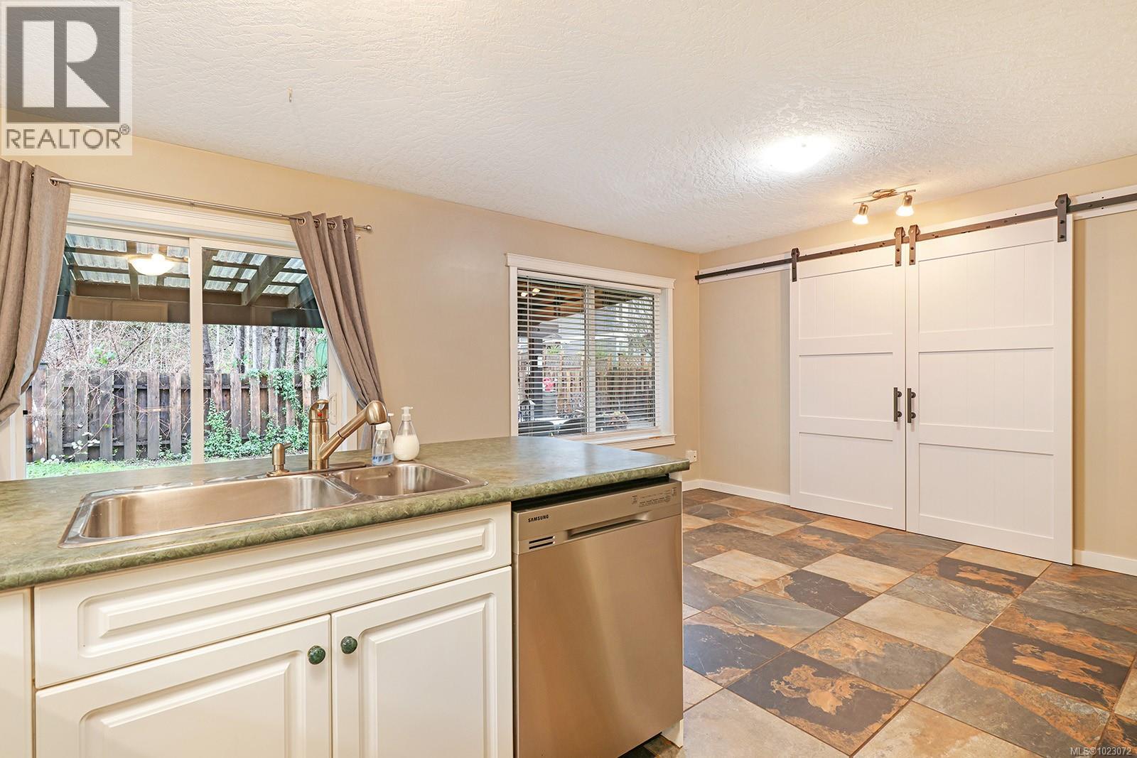 1387 Krebs Cres, Courtenay, British Columbia  V9N 9E9 - Photo 14 - 1023072